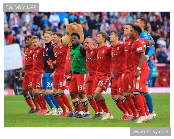 拜仁多线作战前景展望，欧冠赛场能否实现突破成焦点。